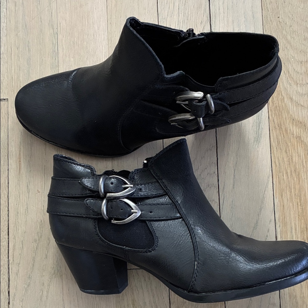 BareTraps Black Ankle Booties with Buckle Straps